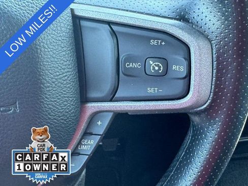 Used 2024 RAM 2500 Tradesman w/ Chrome Appearance Group image 18