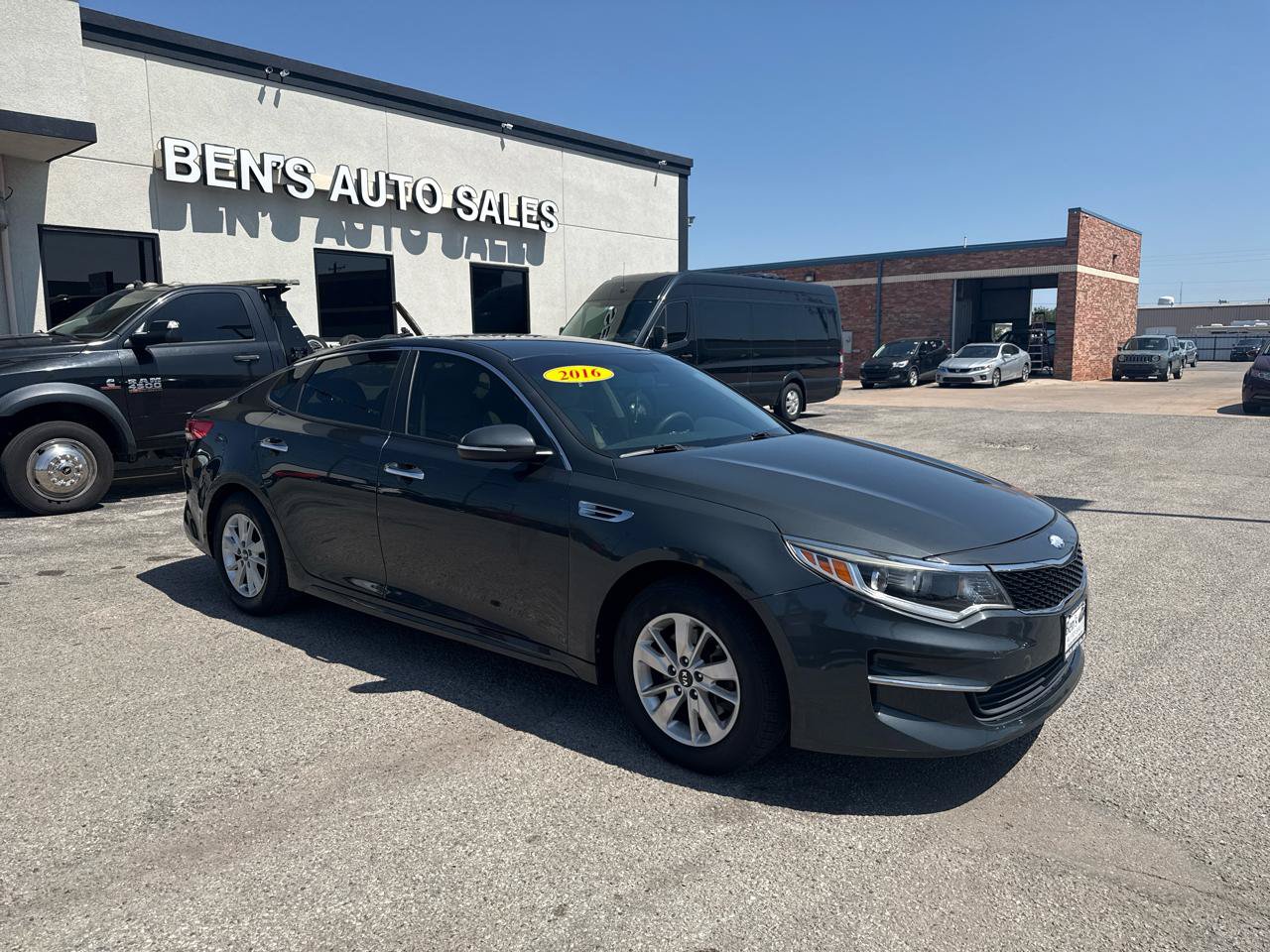 Used 2016 Kia Optima LX FWD image 4