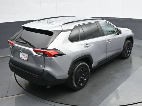 Used 2020 Toyota RAV4 LE w/ All Weather Liner Package AWD/4WD image 21