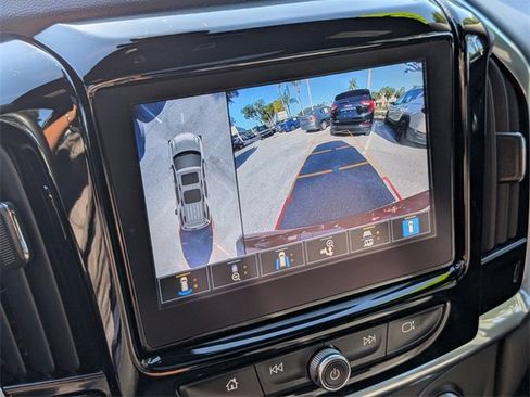 Used 2023 Chevrolet Traverse RS image 19