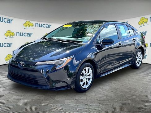 Used 2024 Toyota Corolla LE FWD image 3