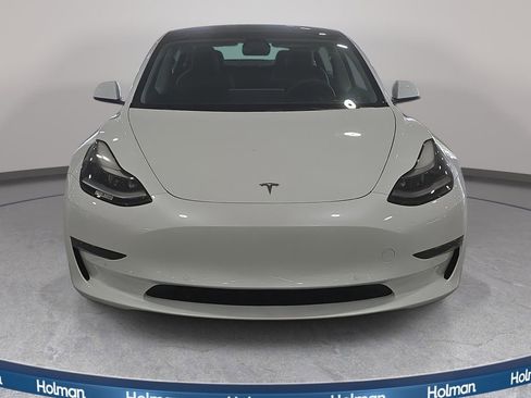 Used 2022 Tesla Model 3 Long Range AWD/4WD image 3