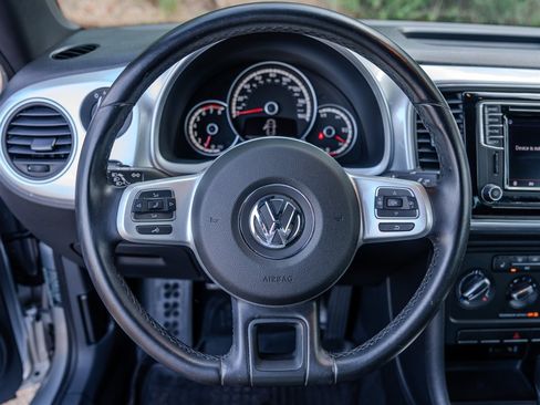 Used 2016 Volkswagen Beetle 1.8T SEL FWD image 15