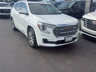 Used 2023 GMC Terrain Denali AWD/4WD video 1