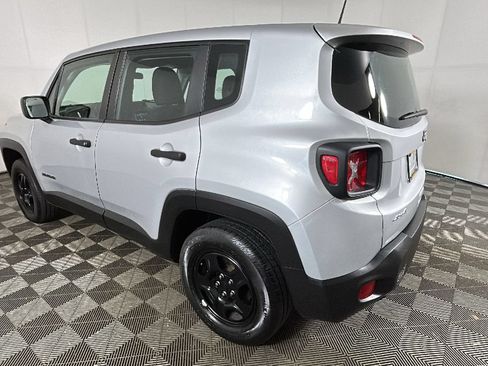 Used 2021 Jeep Renegade Sport AWD/4WD image 6