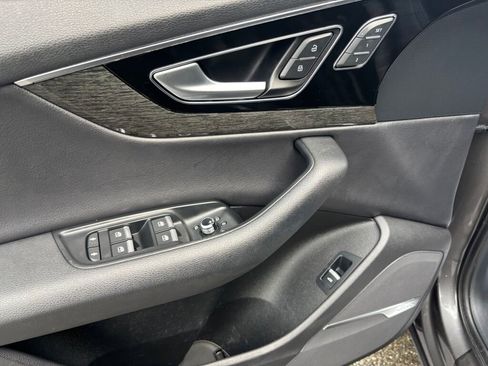 Used 2019 Audi Q7 3.0T Premium Plus w/ Premium Plus Package image 21