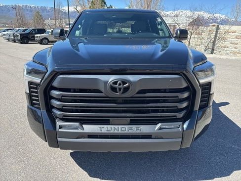 Used 2025 Toyota Tundra SR5 w/ SR5 Convenience Package AWD/4WD image 14