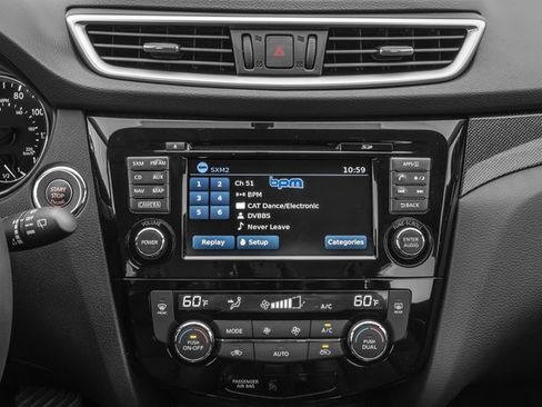 Used 2016 Nissan Rogue SL w/ SL Premium Package AWD/4WD image 12