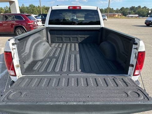 Used 2017 RAM 1500 Express image 31
