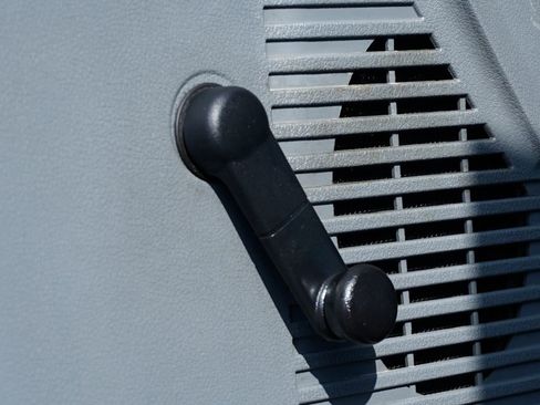 Used 2016 Ford F650 2WD Regular Cab Super Duty image 16