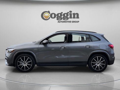 New 2026 Mercedes-Benz GLA 35 AMG 4MATIC image 4