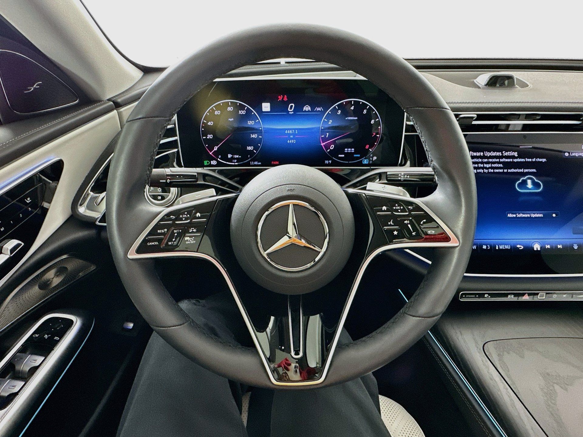 Used 2025 Mercedes-Benz E 450 4MATIC Sedan image 12