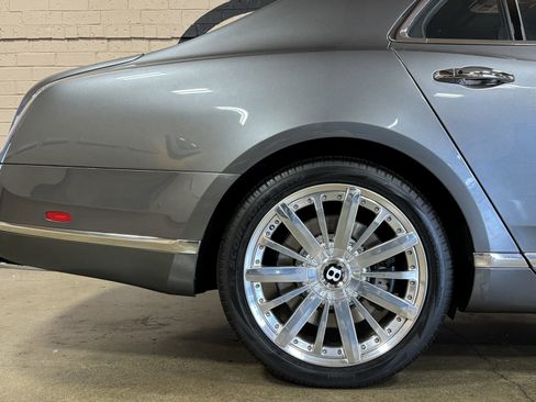 Used 2013 Bentley Mulsanne Mulliner Edition image 30