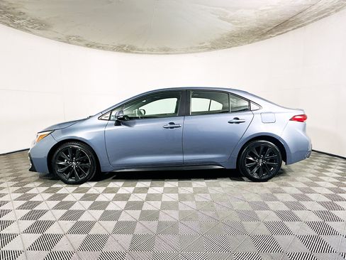 Used 2024 Toyota Corolla SE w/ SE Premium Package FWD image 6