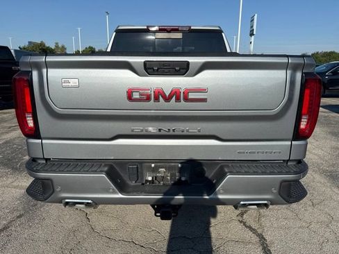 Used 2023 GMC Sierra 1500 Denali AWD/4WD image 3