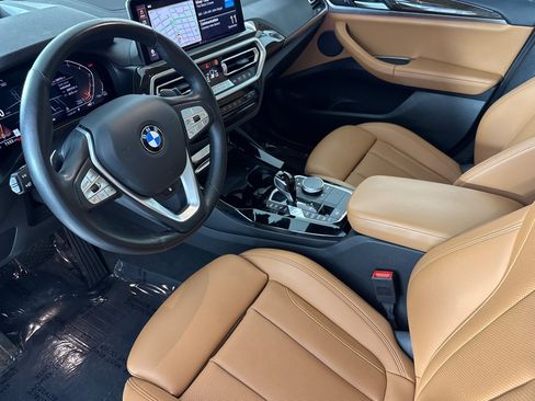 Used 2024 BMW X3 xDrive30i w/ Premium Package AWD/4WD image 4