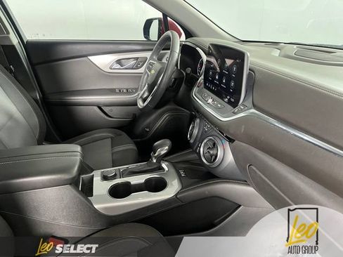 Used 2023 Chevrolet Blazer LT w/ Convenience Package FWD image 19