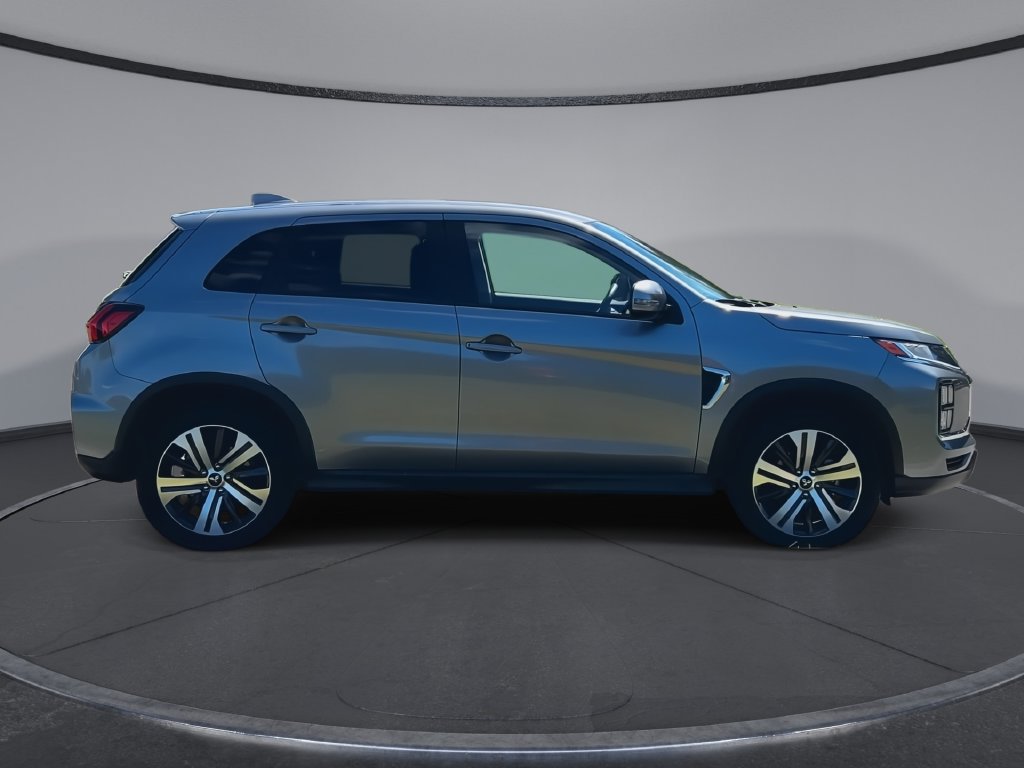 Used 2026 Mitsubishi Outlander Sport ES AWD/4WD image 9