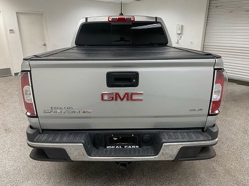 Used 2019 GMC Canyon SLE w/ Driver Alert Package image 6