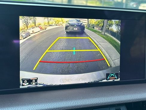 Certified 2021 Lexus ES 350 w/ Premium Package image 24