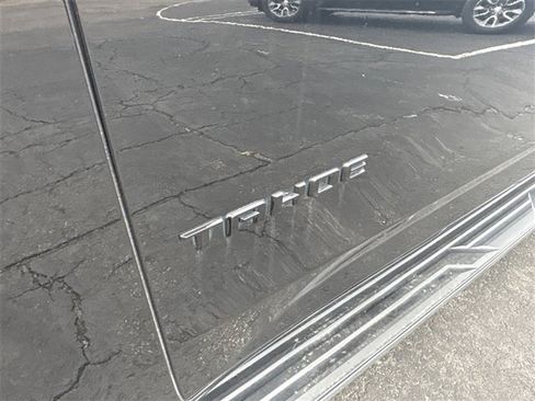 Used 2023 Chevrolet Tahoe LS image 30