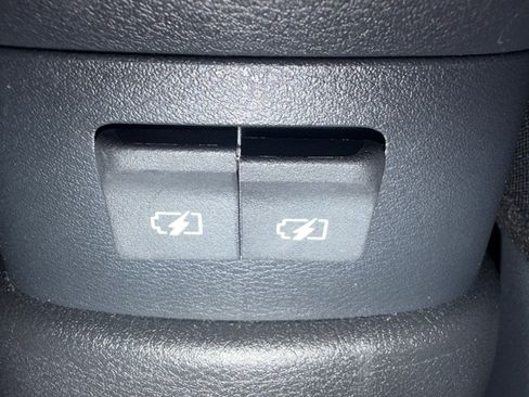 Used 2024 Nissan Versa S w/ S Plus Package FWD image 30
