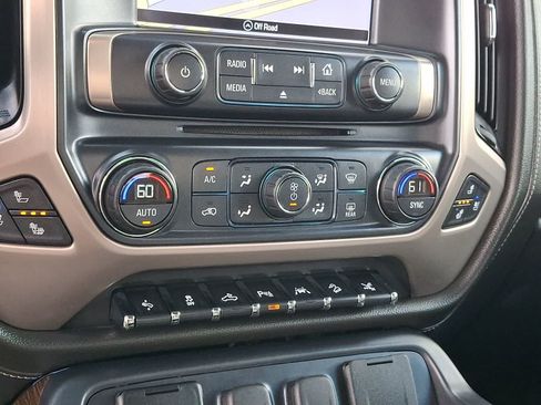 Used 2017 GMC Sierra 1500 Denali w/ Denali Ultimate Package AWD/4WD image 17