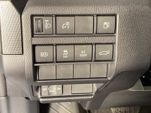 Used 2025 Toyota 4Runner Limited w/ Tow Technology Package AWD/4WD image 15