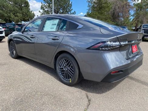 New 2027 Nissan Sentra SV FWD image 3