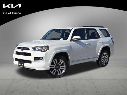 Used 2022 Toyota 4Runner TRD Sport w/ Technology Package image 1