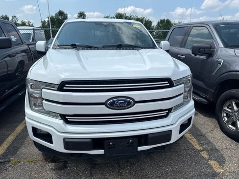 Used 2019 Ford F150 Lariat w/ Equipment Group 502A Luxury AWD/4WD image 4