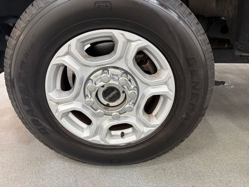 Used 2025 Ford F250 XLT w/ Snow Plow Prep Package AWD/4WD image 26