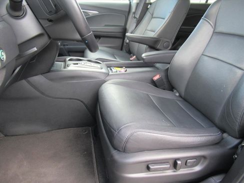 Used 2022 Honda Pilot Special Edition image 16