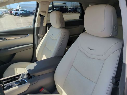 Certified 2023 Cadillac XT5 Premium Luxury w/ Technology Package image 20