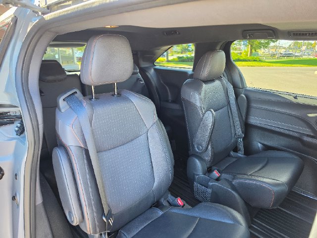 Used 2024 Toyota Sienna XSE w/ XSE Plus Package AWD/4WD image 16
