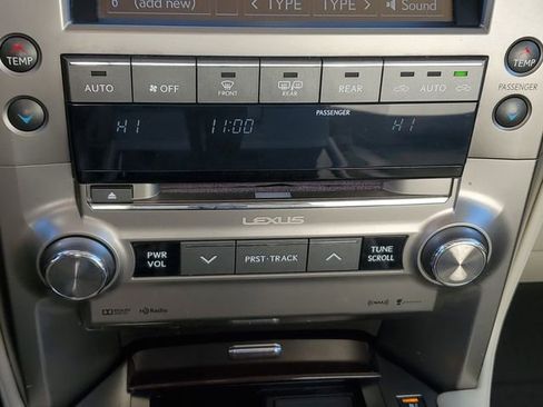 Used 2018 Lexus GX 460 image 33