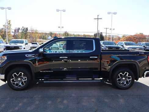 Used 2025 GMC Sierra 1500 SLT w/ SLT Premium Plus Package image 31