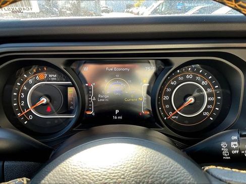 New 2025 Jeep Wrangler Unlimited Rubicon 392 image 20