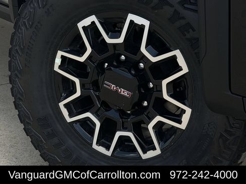 New 2026 GMC Sierra 2500 AT4X AWD/4WD image 9