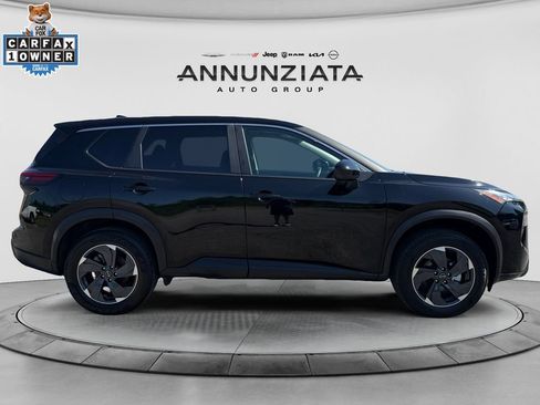 Certified 2025 Nissan Rogue SV AWD/4WD image 6