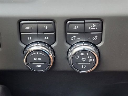 New 2026 GMC Sierra 2500 AT4 w/ AT4 Premium Plus Package image 19