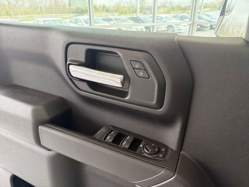 New 2026 Chevrolet Silverado 1500 Custom Trail Boss w/ LPO, Dark Essentials Package AWD/4WD image 21
