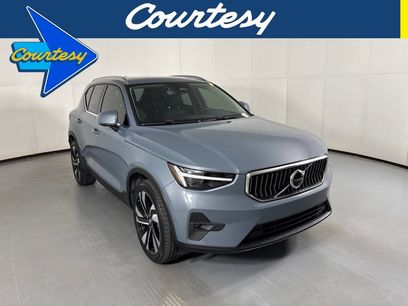 Used 2023 Volvo XC40 B5 Ultimate w/ Protection Package Premier