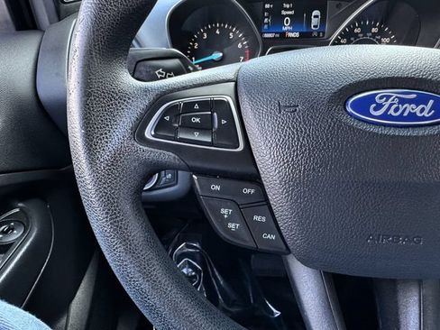 Used 2018 Ford Escape SE w/ SE Sync 3 Package FWD image 26