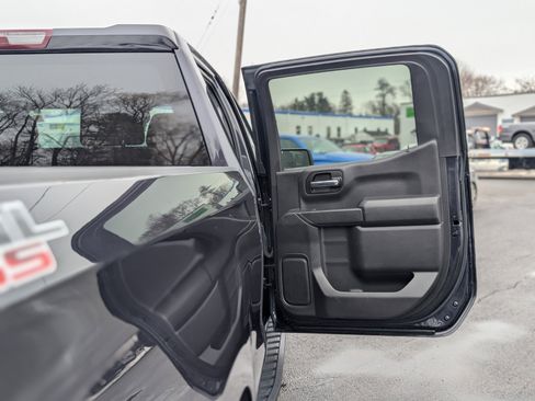 Used 2023 Chevrolet Silverado 1500 Custom Trail Boss image 36