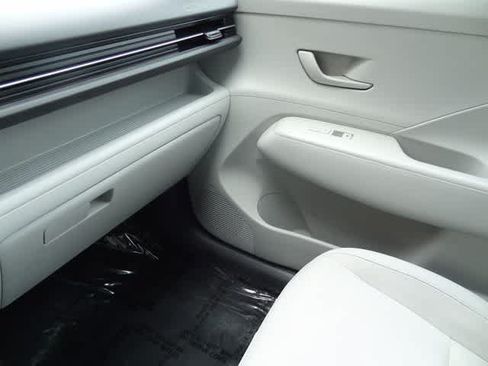 Used 2024 Hyundai Kona SEL FWD image 36