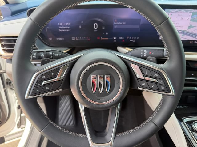 Used 2024 Buick Envision Avenir AWD/4WD image 16