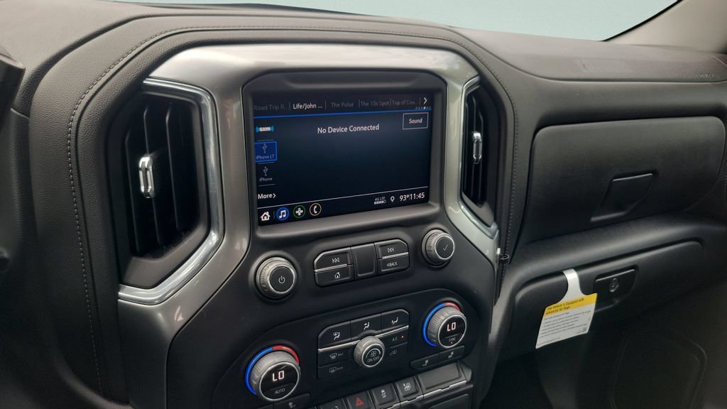 Used 2022 Chevrolet Silverado 1500 LT AWD/4WD image 14