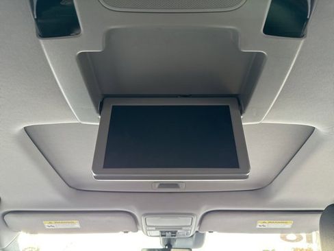 Used 2018 Honda Odyssey EX-L image 25