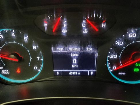 Used 2022 Chevrolet Equinox LS w/ LPO, Floor Liner Package image 23